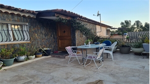 villa à la vente -   83120  SAINTE MAXIME, surface 125 m2 vente villa - UBI470840795